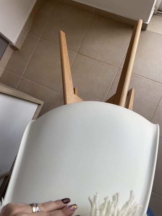 Cadeiras Bege Madeira