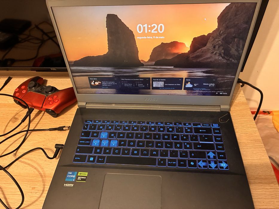 Portatil MSI + Comando Dualsense