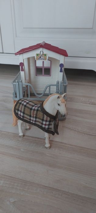 Boks dla konia Schleich