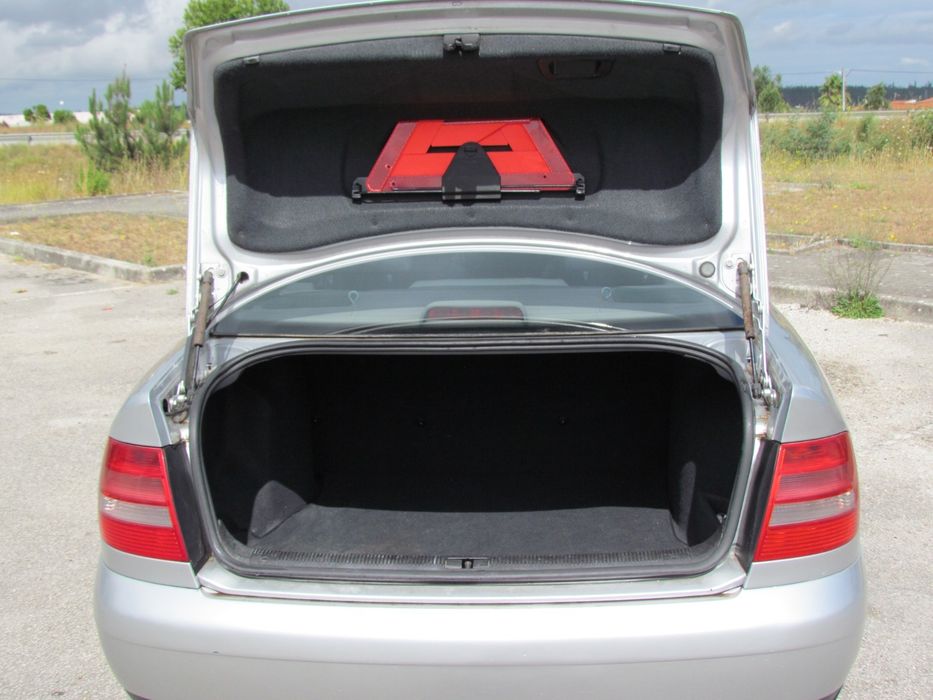 Audi A4 B5 sedan 115Cv