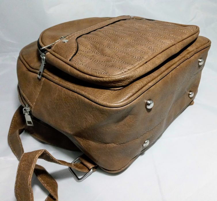 Brązowy jasny plecak A4 ze wzorkiem-NOWY