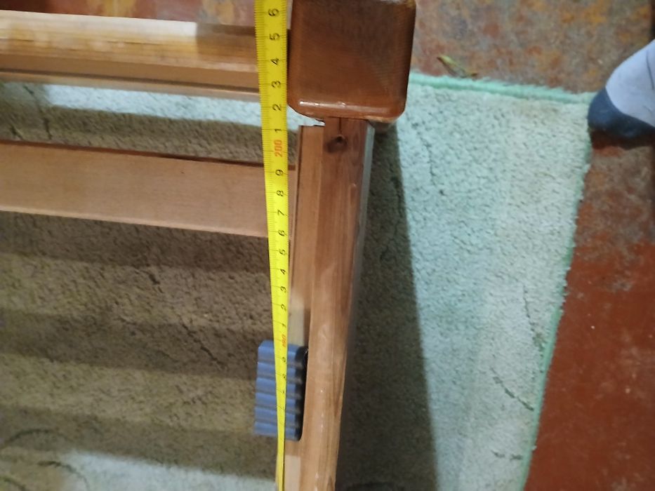 Продам  ліжко деревяне