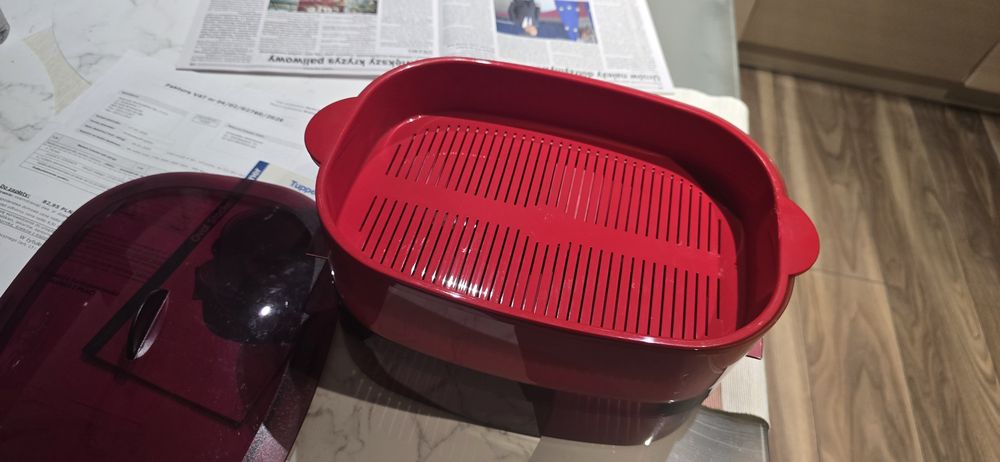 Tupperware Oval Stacked