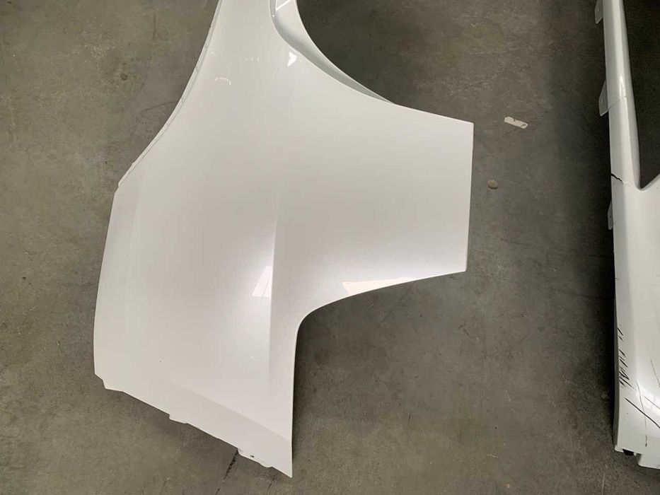 Бампер задний без датчиков парктроника Tesla Мodel Y: 350 $ - Бампери ...