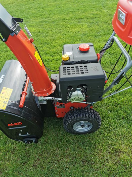 ODŚNIEŻARKA SNOWLINE 620 E III AL-KO Spalinowa z napędem