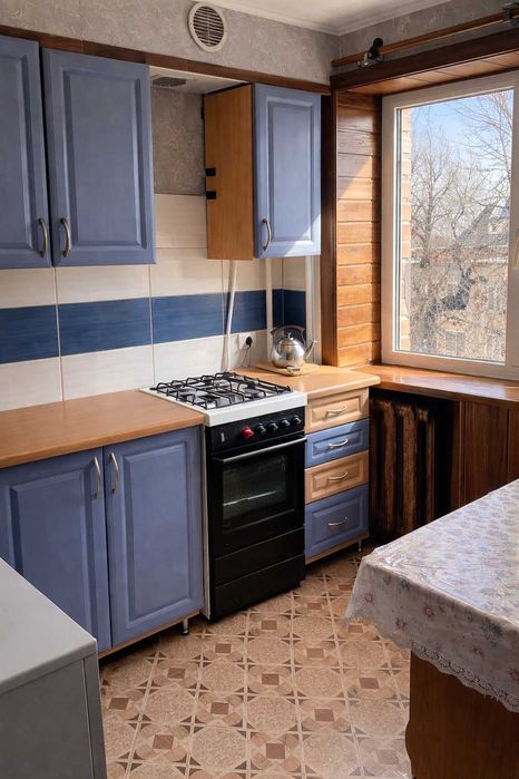 Продам однокімнатну квартиру в центрі (Стомат-поліклініка) Терміново