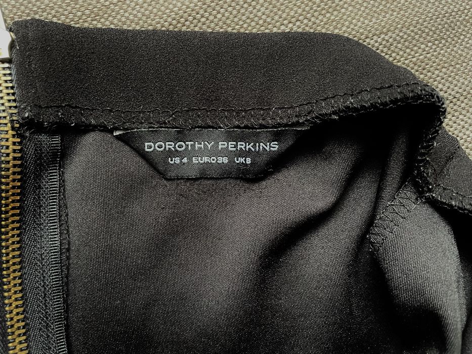 Чорна спідниця Dorothy Perkins, розмір 8
