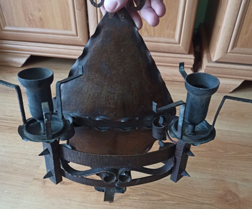 Kinkiet mosiężny kuty