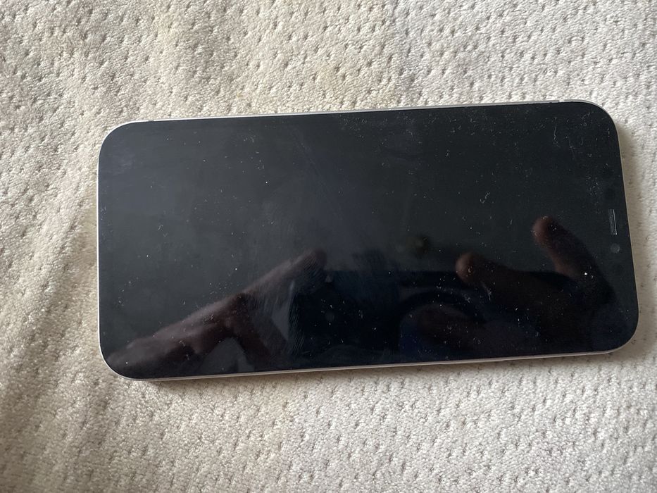 Продам iphone 12