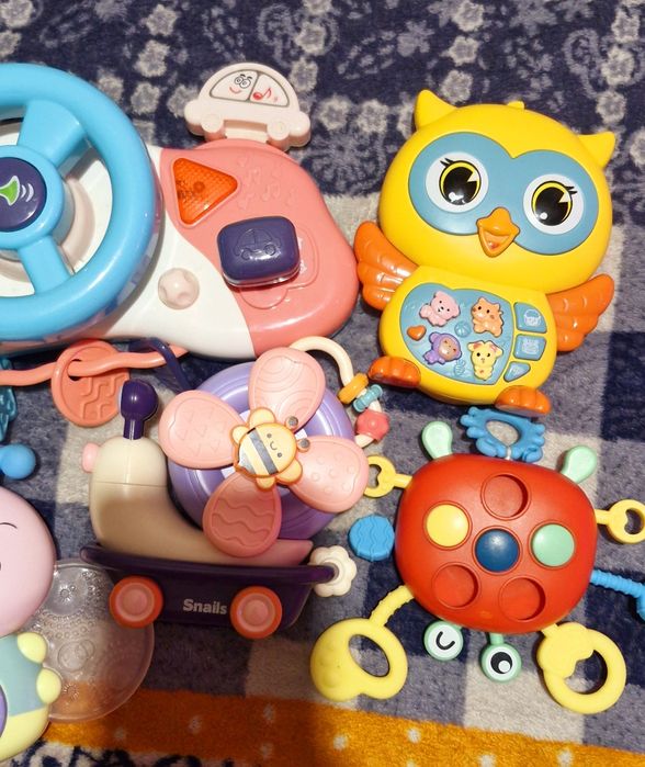 Лот іграшок для малюків. Іграшки на 1 рік.