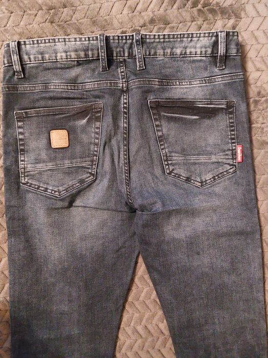 Spodnie męskie Cropp W32 L34 skinny
