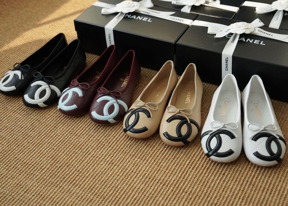 Кроссовки балетки сапоги лоферы Chanel