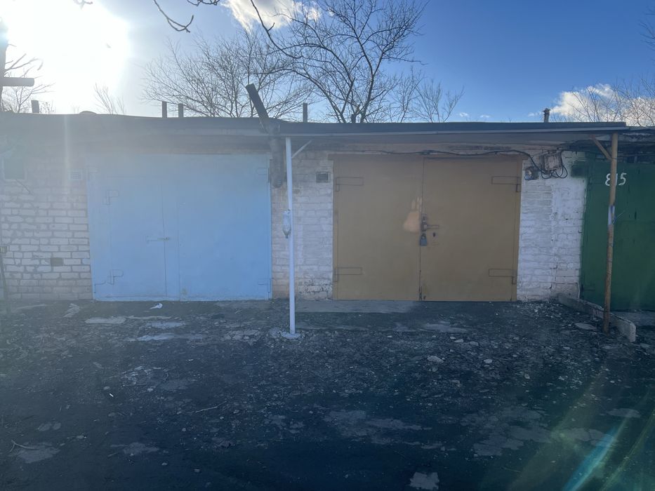 Продам гаражі  в гарному стані