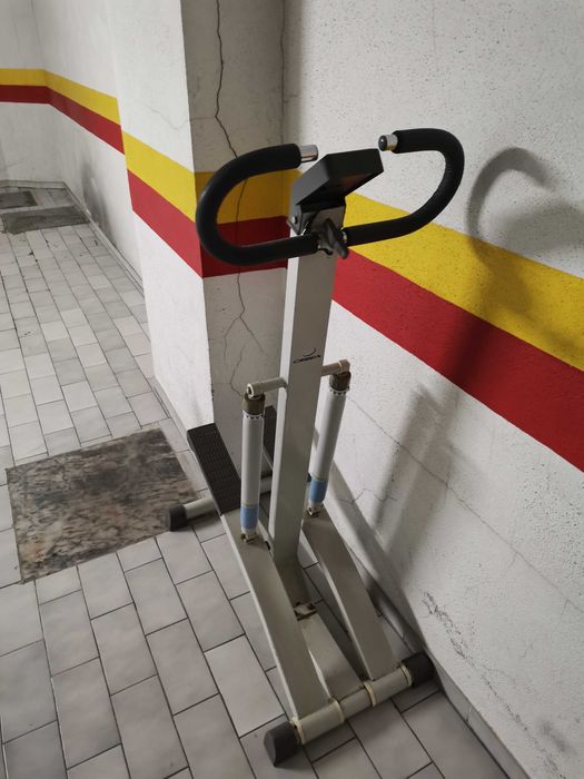 Máquina de Exercícios (Escadas)
