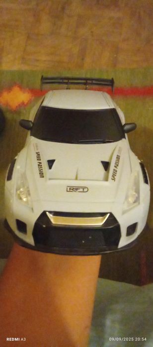 Carro RC muito barato