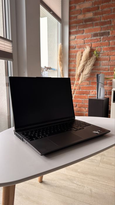 Lenovo Legion 5 Pro 16ITH6H – i7-11800H / 32 GB RAM / RTX 3060 6 GB / SSD 512 GB