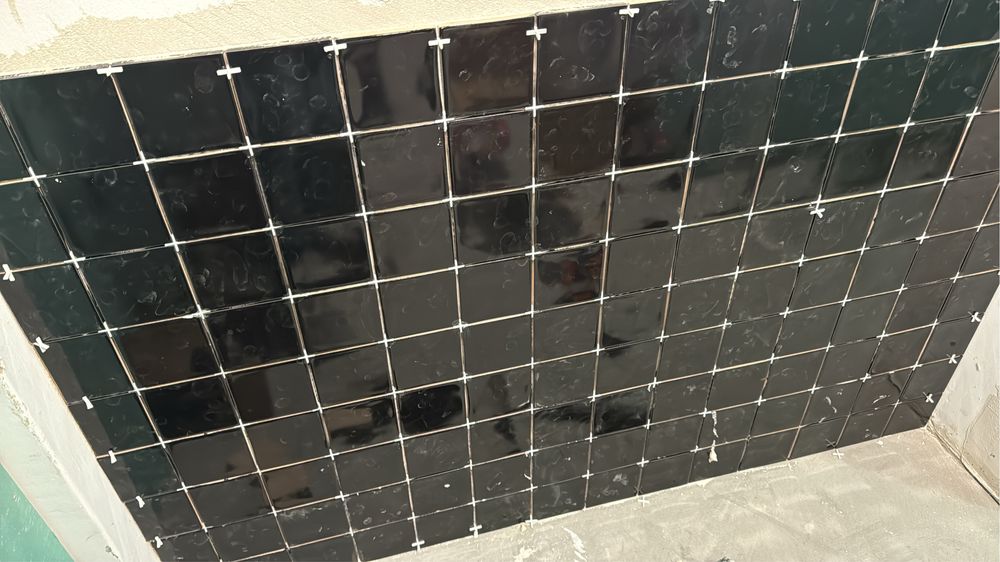 Qualified tile laying team…408604555284336642