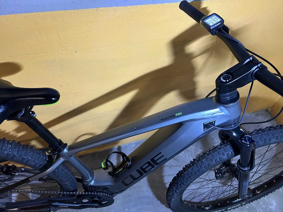 Bicicleta Elétrica Cube Reaction Hybrid Pro 625