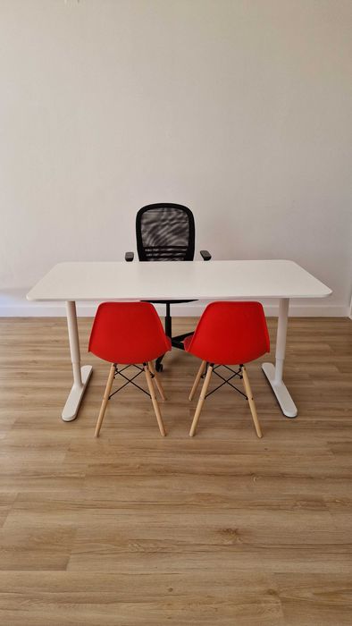 Cadeira Ikea FLINTAN – Rotativa com Braços em Preto