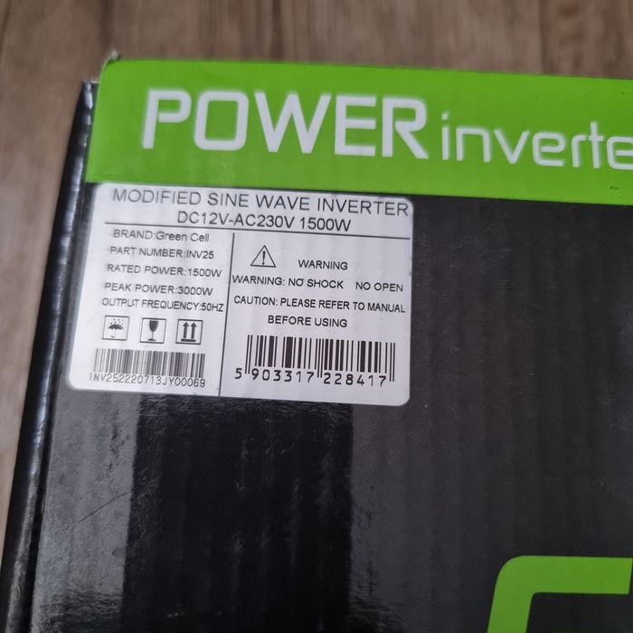 Інвертор Green Cell INV25 (12V/230V 1500W/3000W) модифікована синусоїд