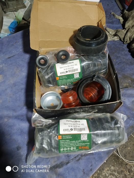 Запчастини ВАЗ 2110