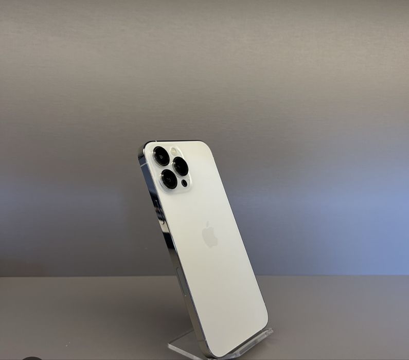 Iphone 13 promax muito bom em excelente estado