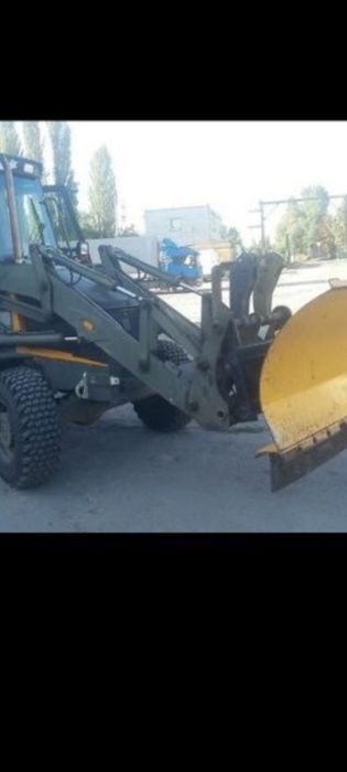 Послуги екскаватора jcb3cx  чистка снігу вивіз сміття щебінь пісок