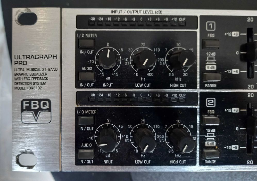 Behringer Ultragraph Pro FBQ3102