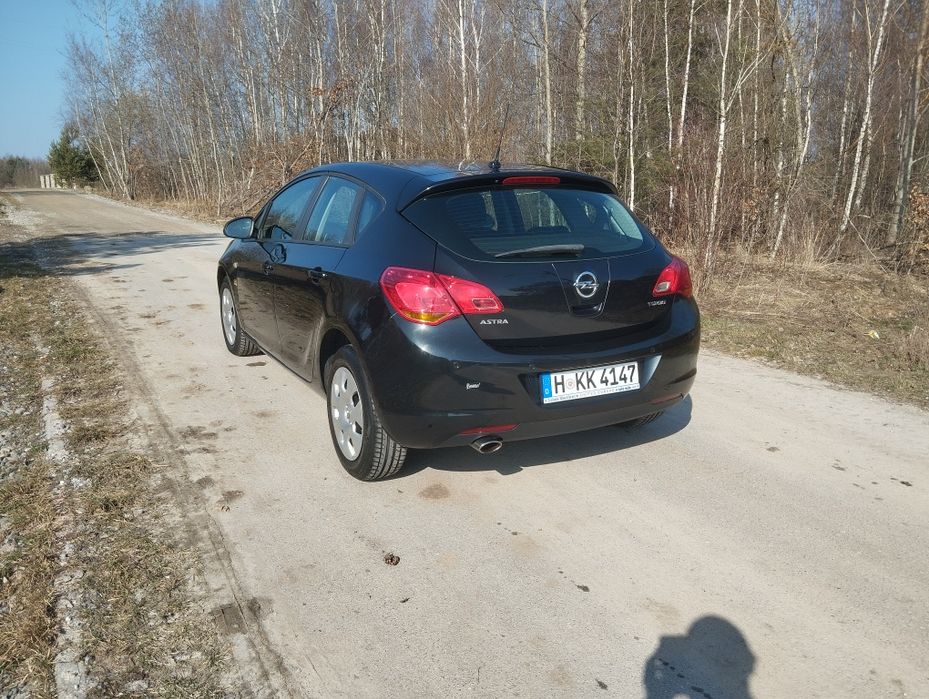 Sprzedam opel astra j
