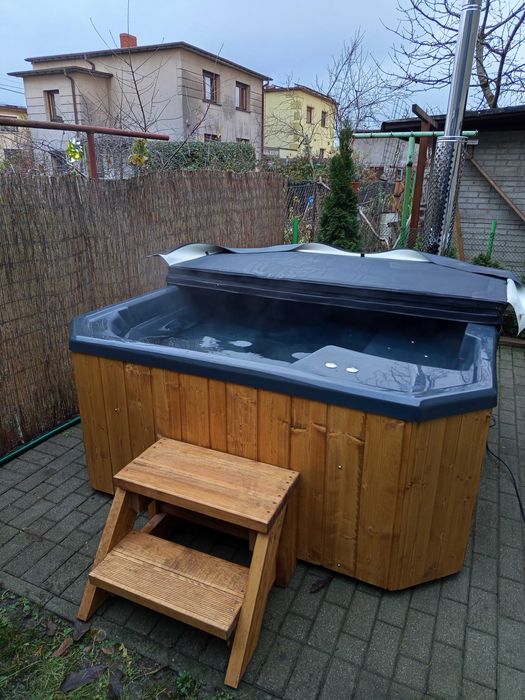 Balia basen jacuzzi gorąca beczka basen hydromasaż pokrywa schodki