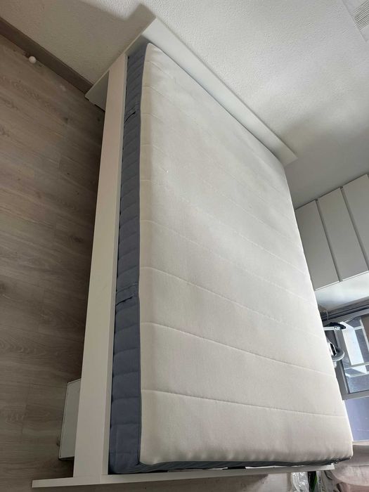 cama e colchão de casal COMO NOVOS