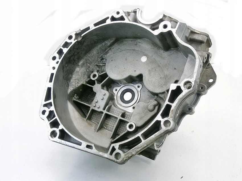 Obudowa Skrzyni Biegów M320Le2 Astra K 55590977