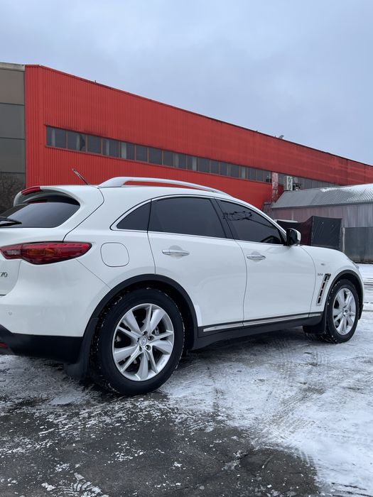 Инфинити QX-70 2015г 3.0 Дизель