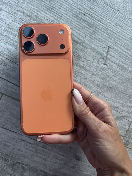 Iphone 17 pro 256 pomarańczowy