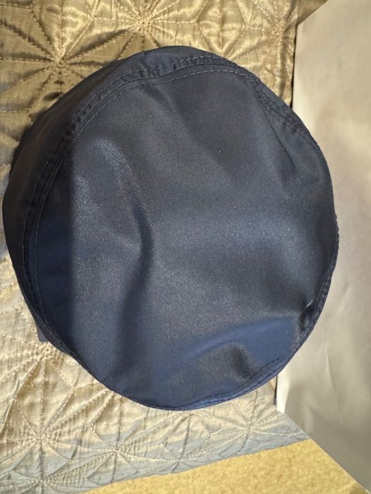 Prada Re Nylon kapelusz unisex wodoodporny M logo oryginalny z metkami