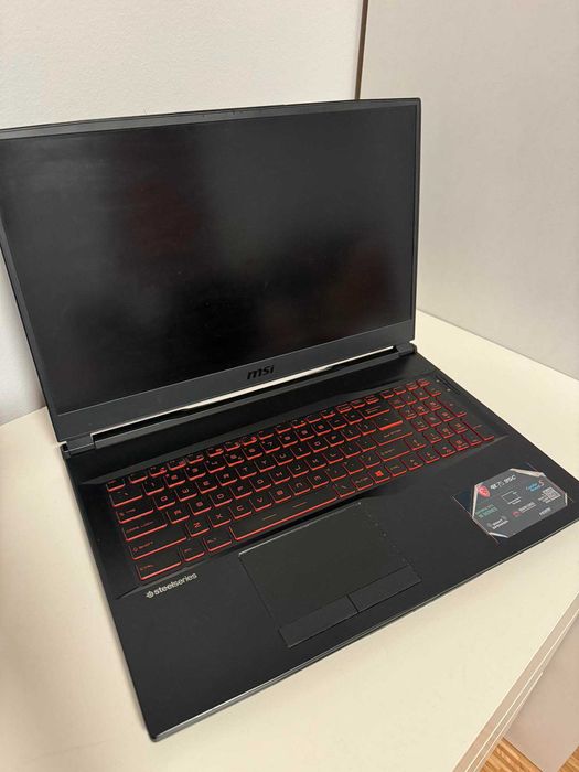 Laptop MSI GL75 9SC-008XPL 16 GB RAM/ 512 GB Używany