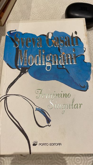 Feminino Singular- Livro