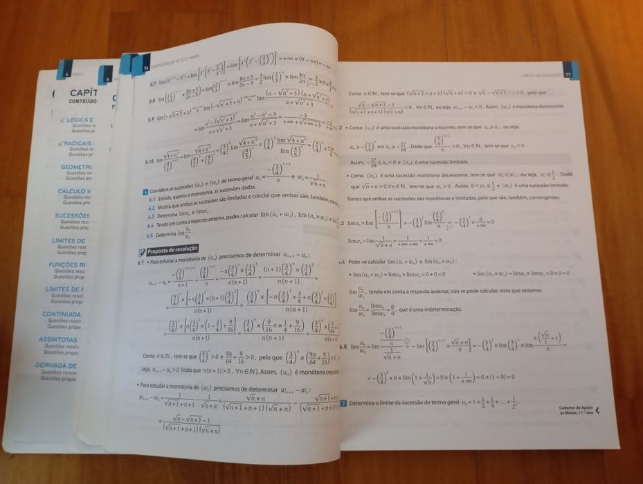 Livro escolar de matemática