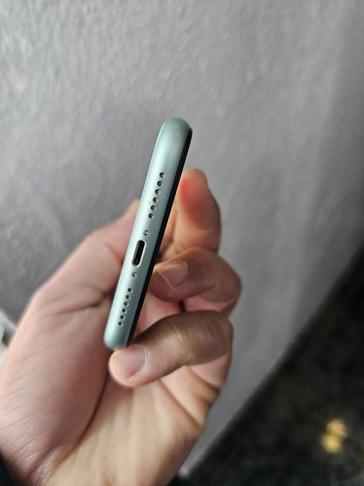 Iphone 11 ..128gb