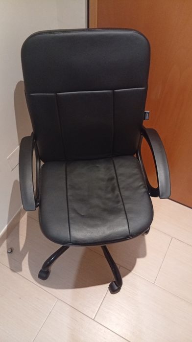 Cadeira de escritório STAPLESS