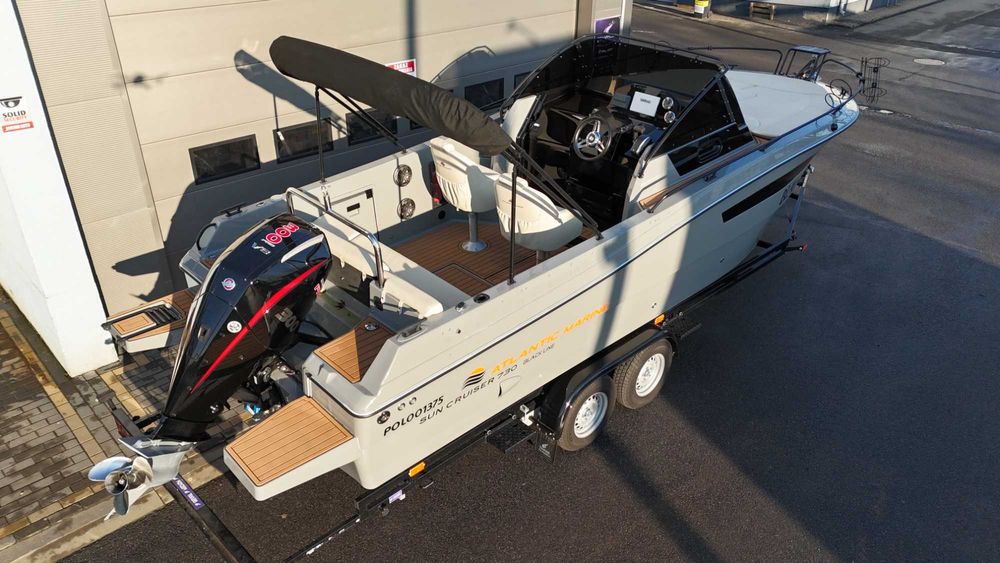 Cesja Atlantic Marine 730 Sun Cruiser Mercury F300 V8 przyczepa 2024