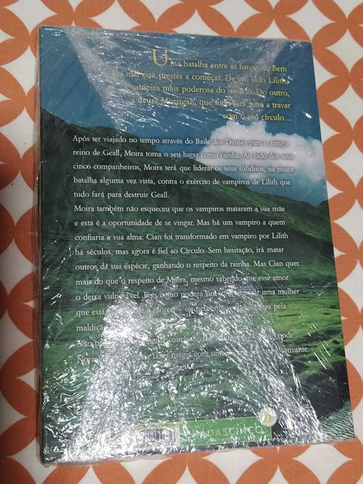 Vendo livro "O vale do Silêncio"