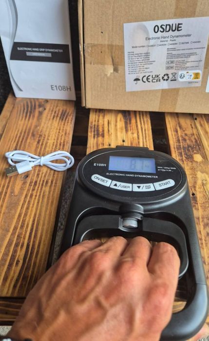 Elektroniczny dynamometr ręczny -pomiar siły ucisku
