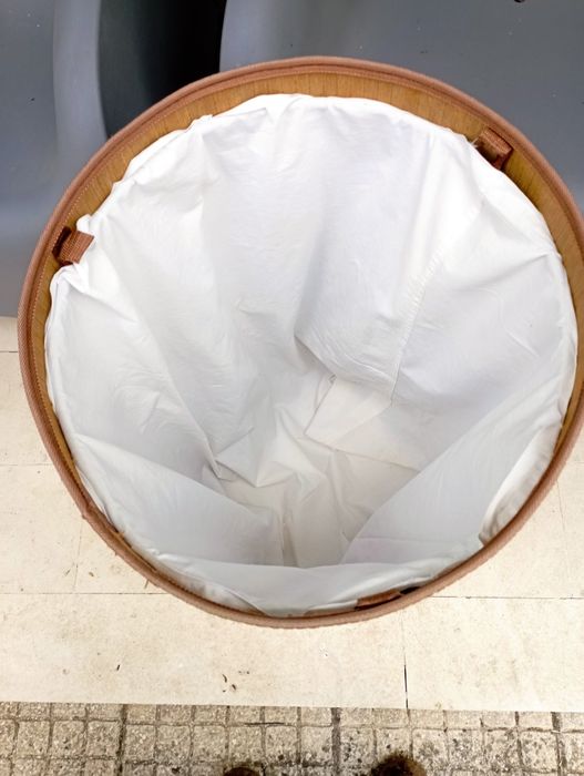 Cesto de roupa bambu cilíndrico