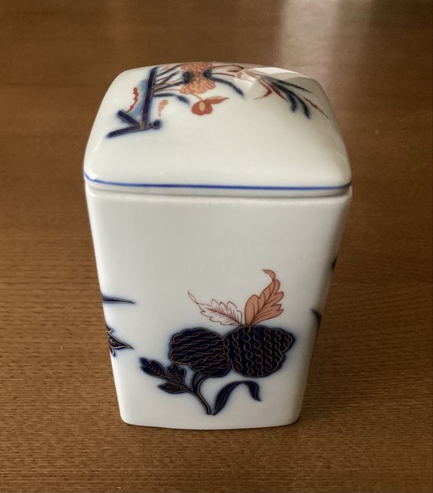 Caixa Oriental Vista Alegre decoração Imari
