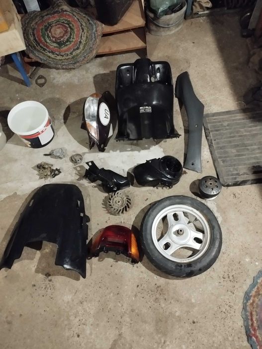 Пластик Хонда ДІО 34-35 запчастини