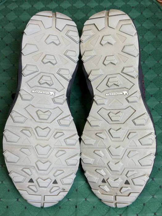 Оригінальні трекінгові кросівки “Mizuno Wave Daichi 7 GTX”