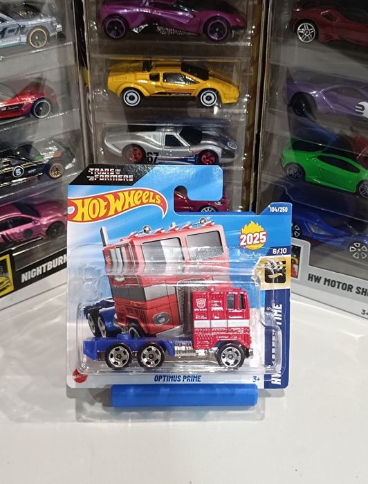 Hot Wheels Optimus Prime
