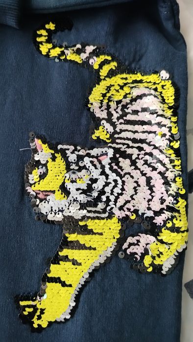 Bluza dziewczęca z cekinami