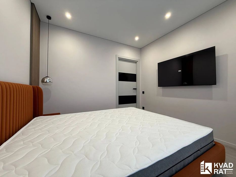 Квартира першої здачі в самрму центрі  1.5 кім